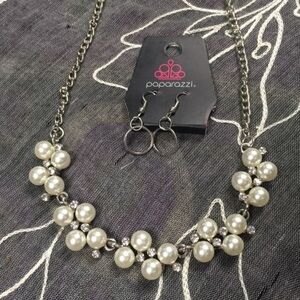 Buy 2 Get 1 Free Paparazzi Bundle of 2 Earrings and Pearl Necklace